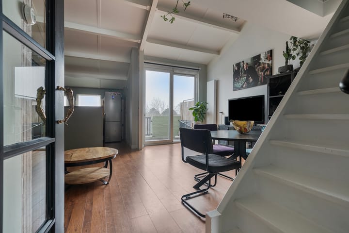 Foto 10 van Winkelwaard 30