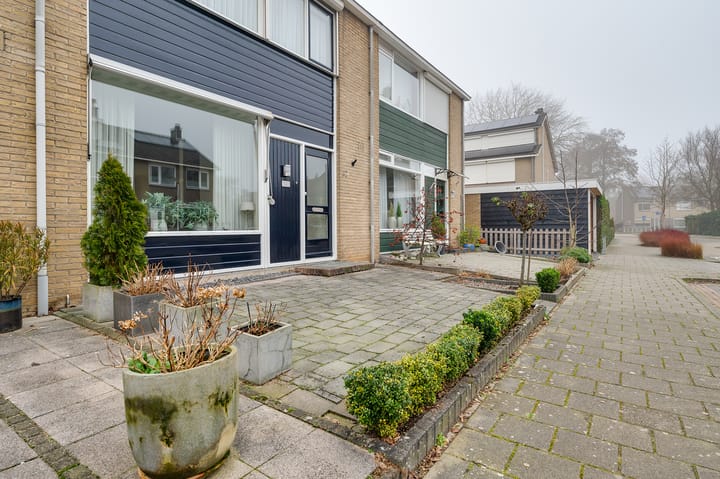 Foto 2 van Albert Schweitzerstraat 32