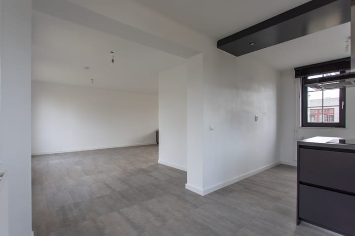 Foto 12 van Ardèchelaan 16