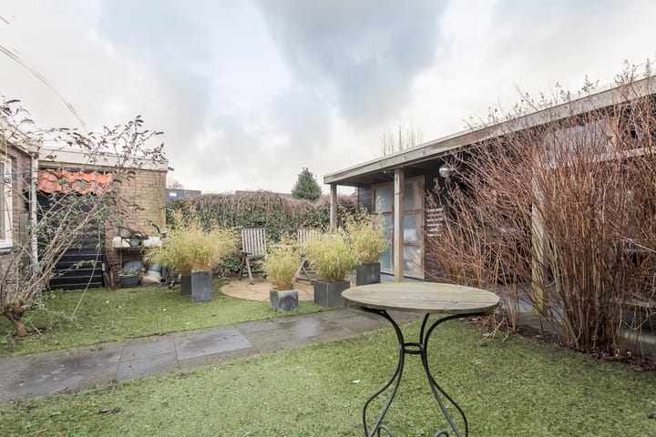 Photo 39 of Rozentuin 13