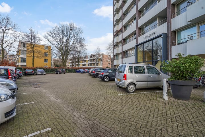 Foto 2 van Roggekamp 385