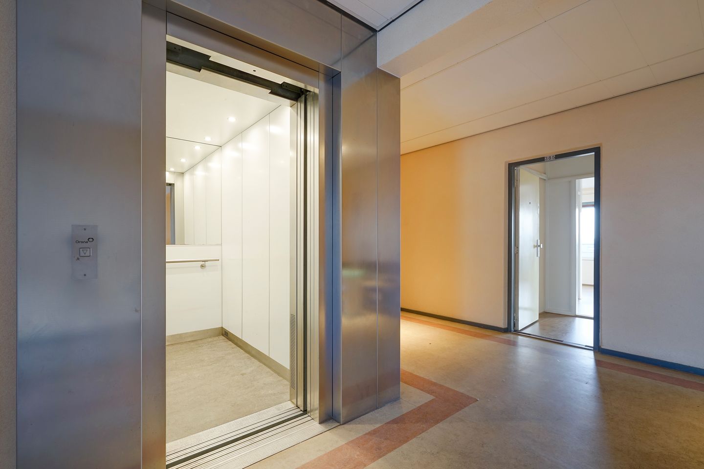 Foto 4 van Roggekamp 385