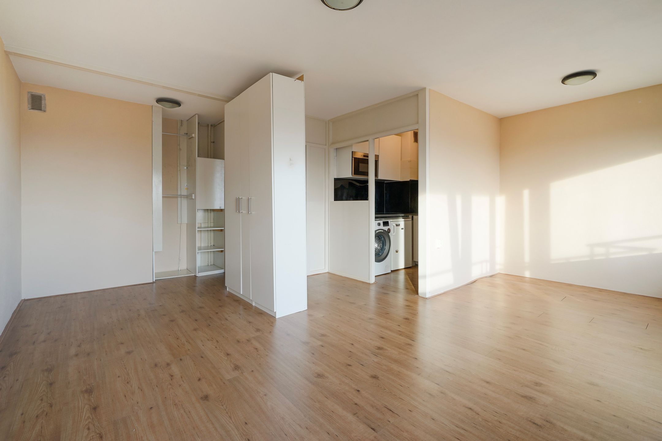 Foto 9 van Roggekamp 385