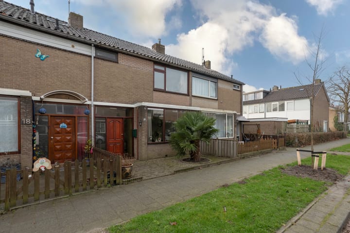 Foto 6 van Lijsterbeslaan 16