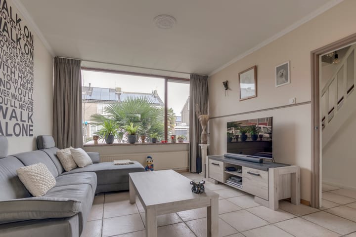 Foto 13 van Lijsterbeslaan 16