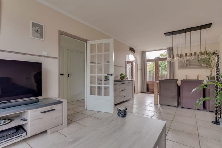 Foto 14 van Lijsterbeslaan 16