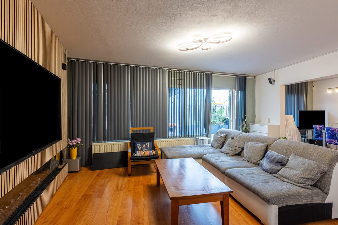 Foto 2 van Veeartsweg 61