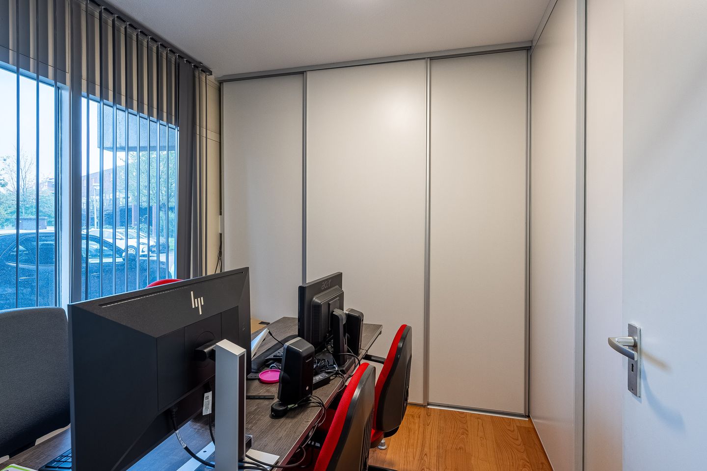 Foto 19 van Veeartsweg 61