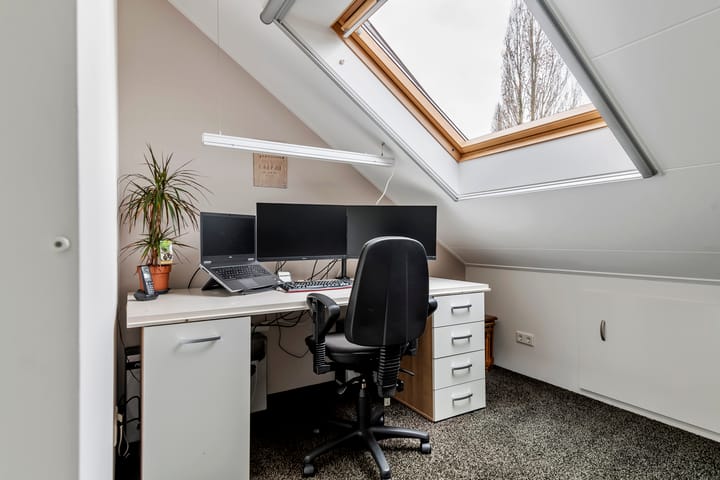 Foto 37 van Eikenlaan 2-A