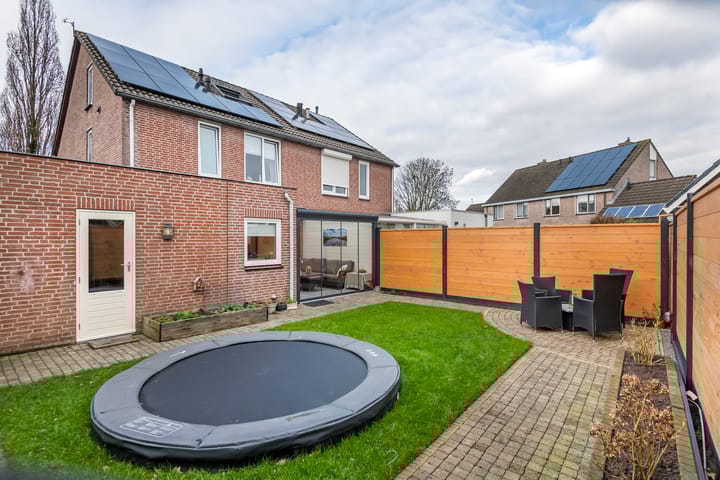 Foto 44 van Eikenlaan 2-A