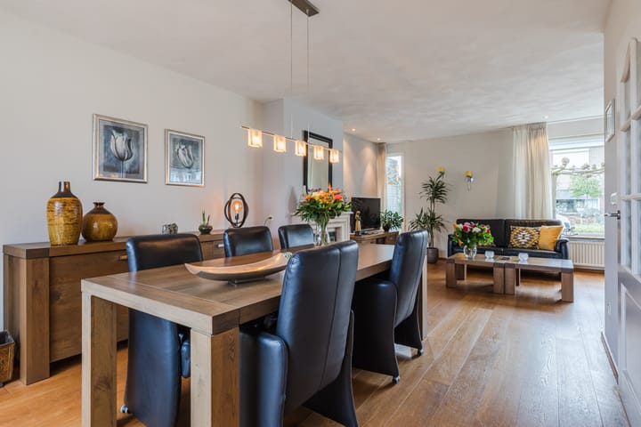 Foto 11 van Brahmsstraat 4