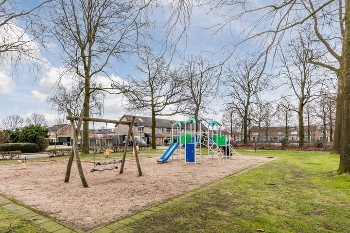 Foto 36 van Brahmsstraat 4