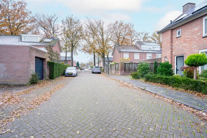 Foto 2 van Rector Beversstraat 48