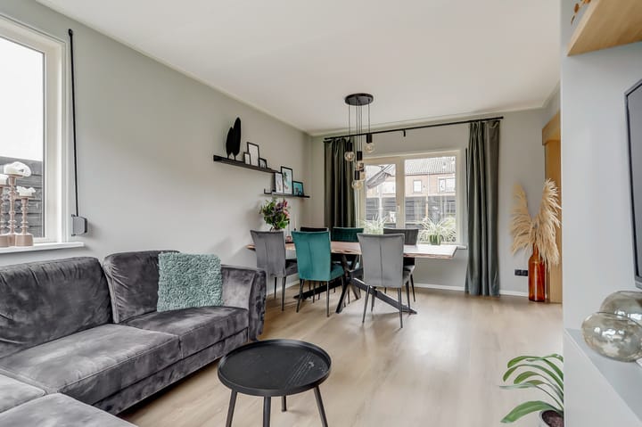 Foto 2 van Van Vollenhovenstraat 8