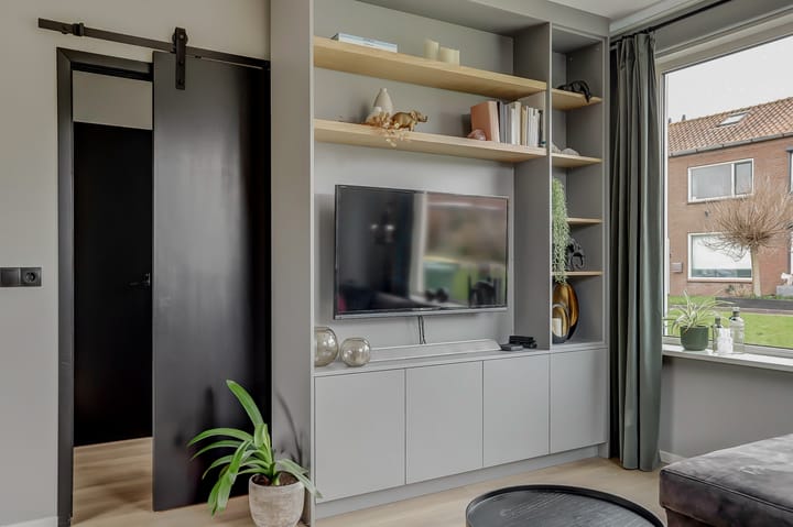 Foto 14 van Van Vollenhovenstraat 8