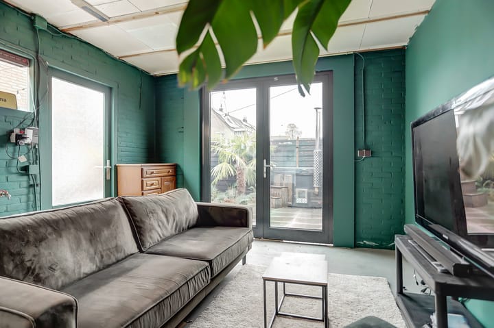 Foto 34 van Van Vollenhovenstraat 8