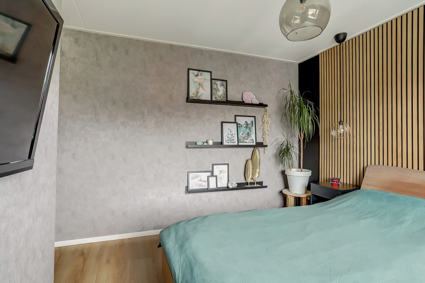 Foto 20 van Van Vollenhovenstraat 8