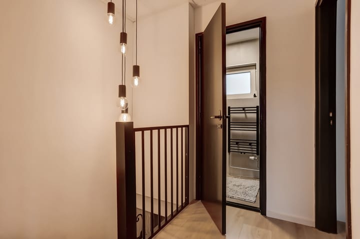 Foto 25 van Van Vollenhovenstraat 8