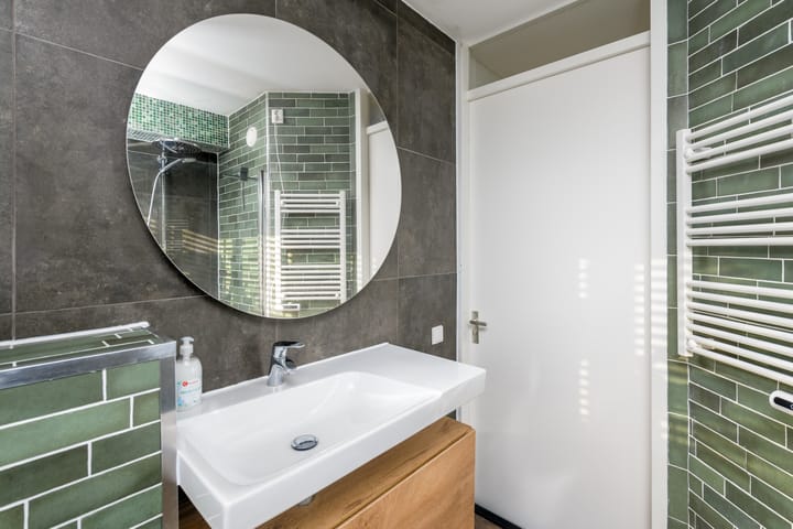 Foto 19 van Smaragd 40