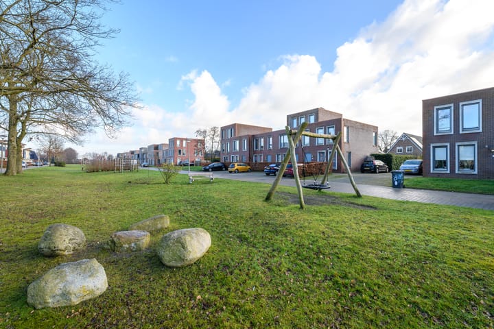 Foto 32 van Smaragd 40