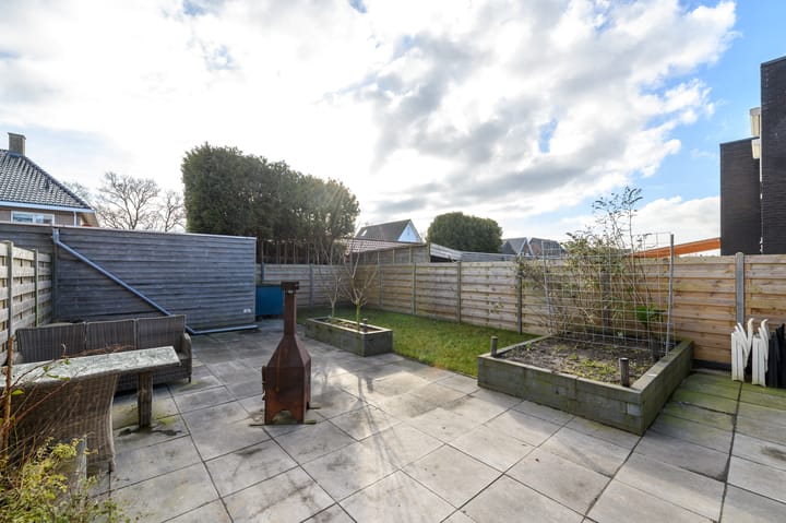 Foto 29 van Smaragd 40