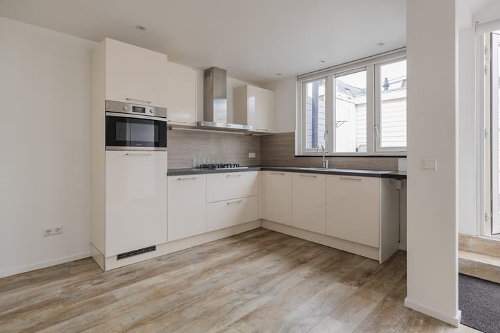 Foto 8 van Raadhuisstraat 162