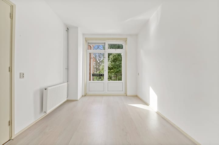 Foto 19 van Jacob van der Doesstraat 44