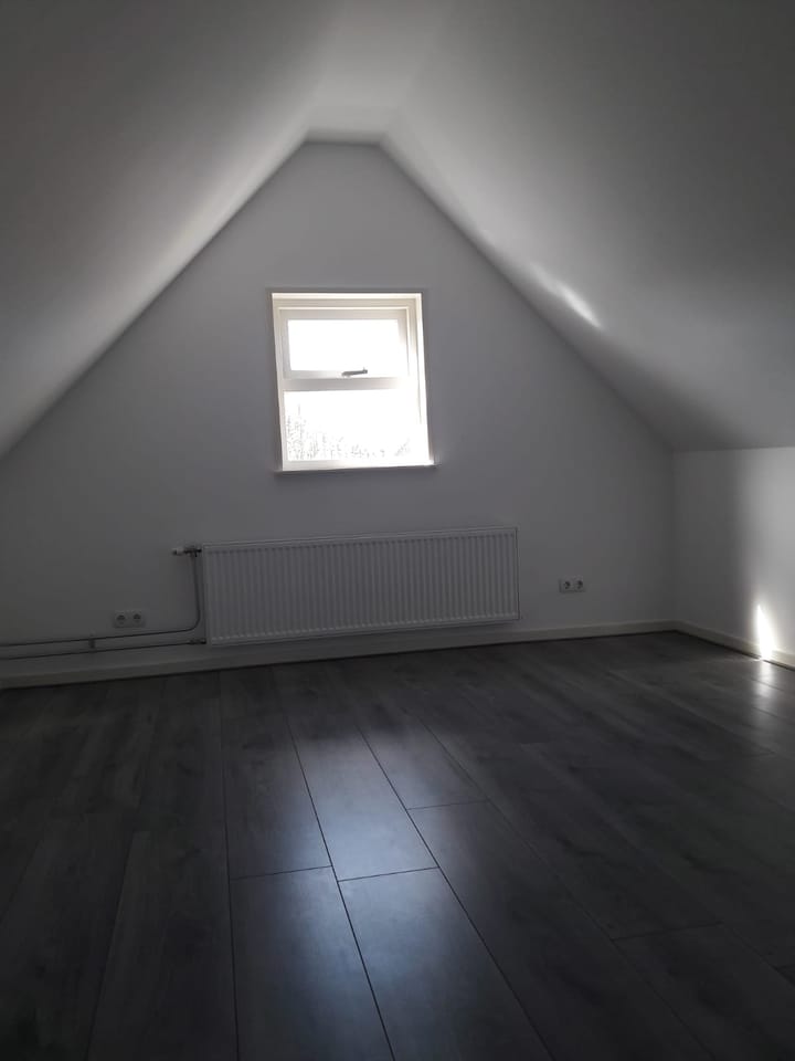 Photo 6 of Zuiderhoofdstraat 64-A