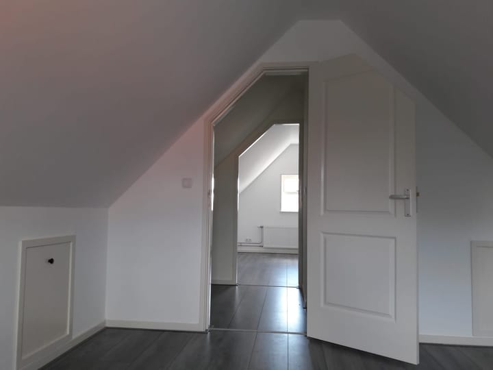 Photo 7 of Zuiderhoofdstraat 64-A