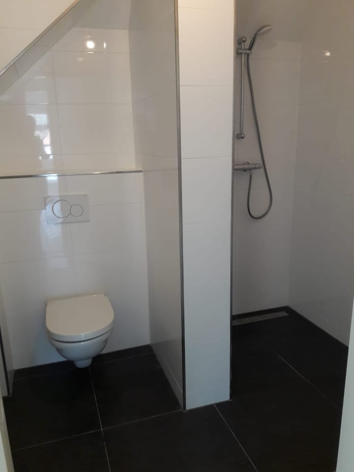 Photo 9 of Zuiderhoofdstraat 64-A