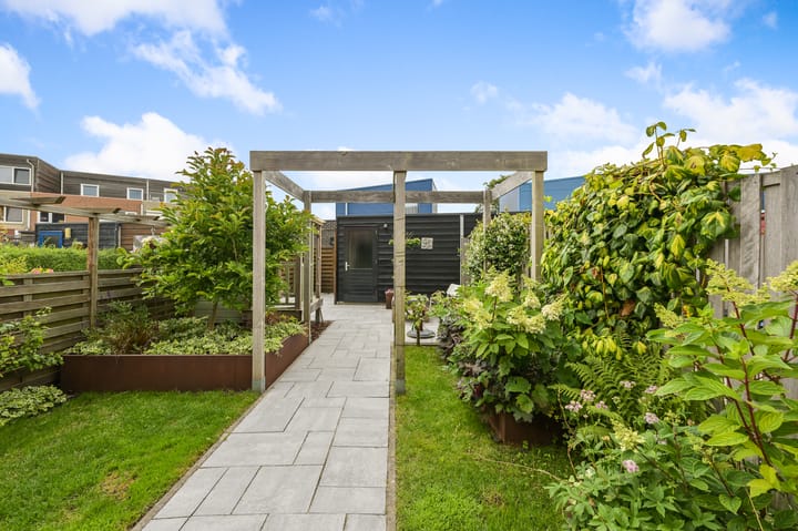 Foto 15 van Rode Ring 184