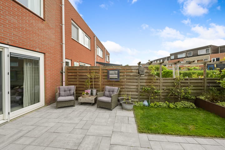 Foto 16 van Rode Ring 184