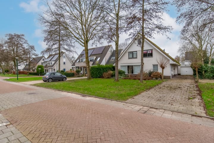 Foto 45 van Bachlaan 25