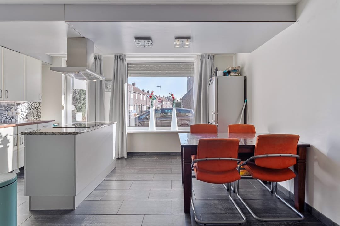 Foto 11 van Esdoornstraat 35