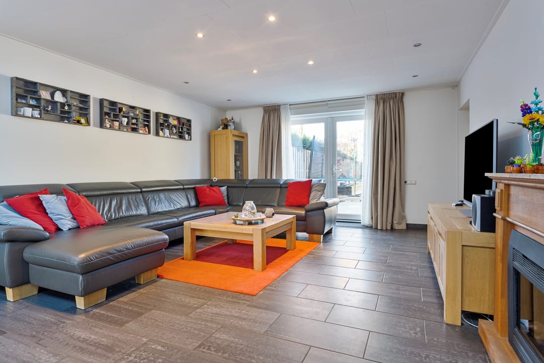 Foto 16 van Esdoornstraat 35