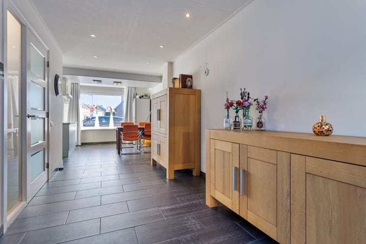 Foto 21 van Esdoornstraat 35