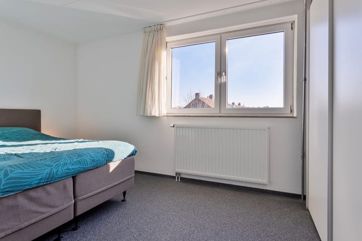 Foto 25 van Esdoornstraat 35