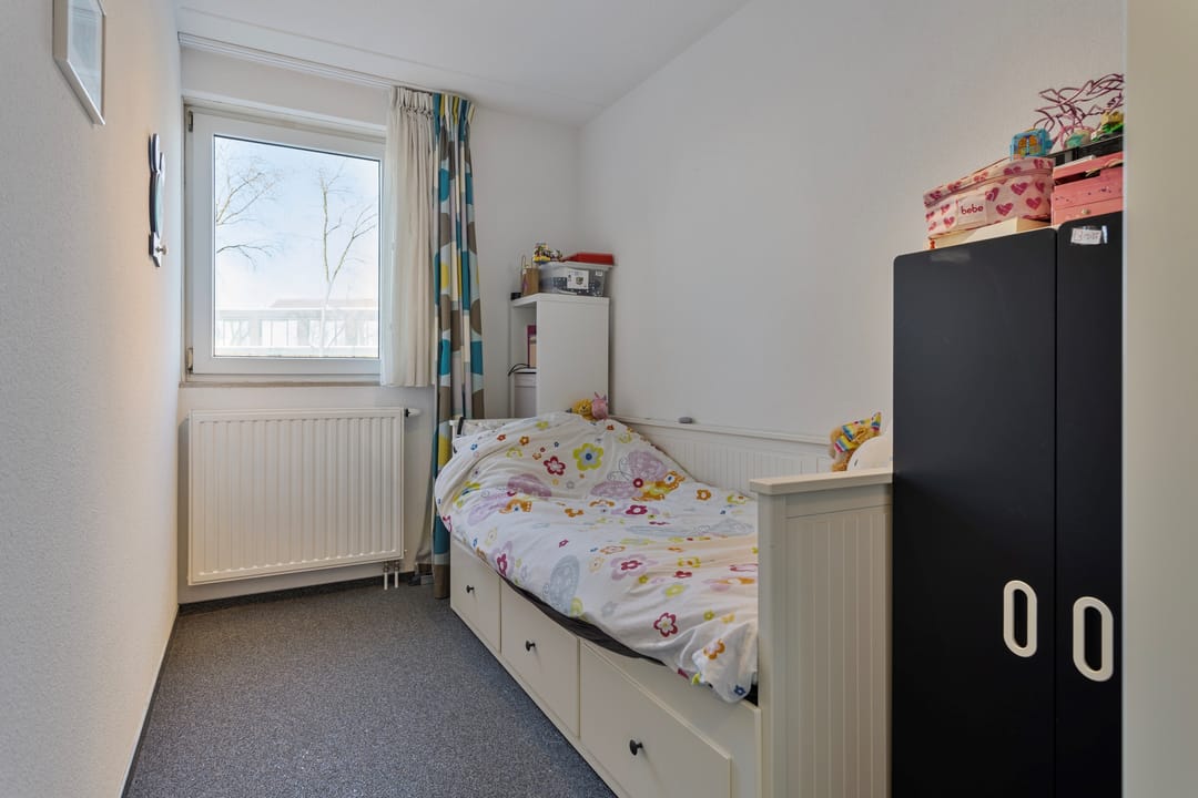 Foto 26 van Esdoornstraat 35