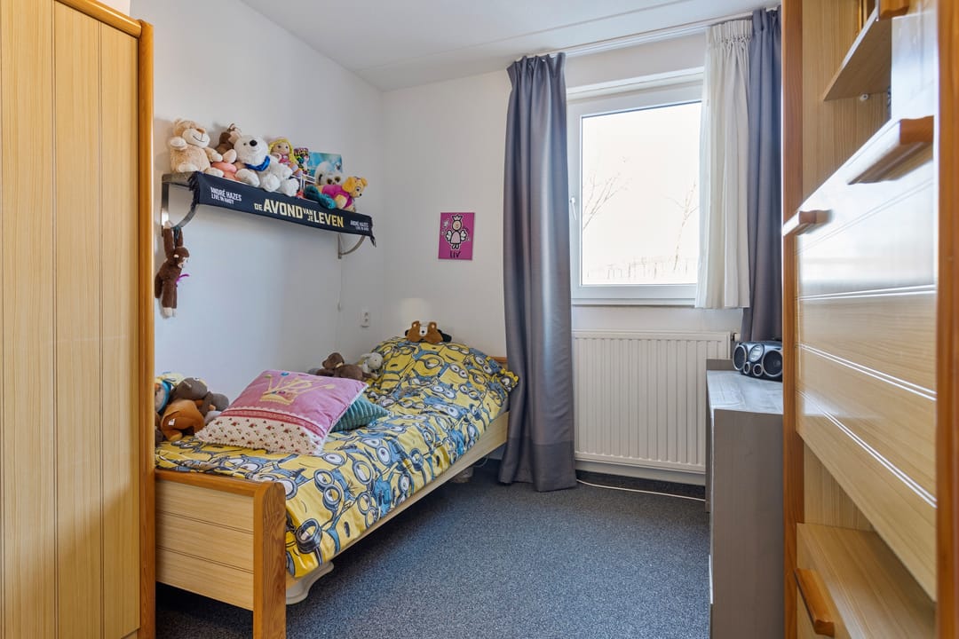 Foto 28 van Esdoornstraat 35