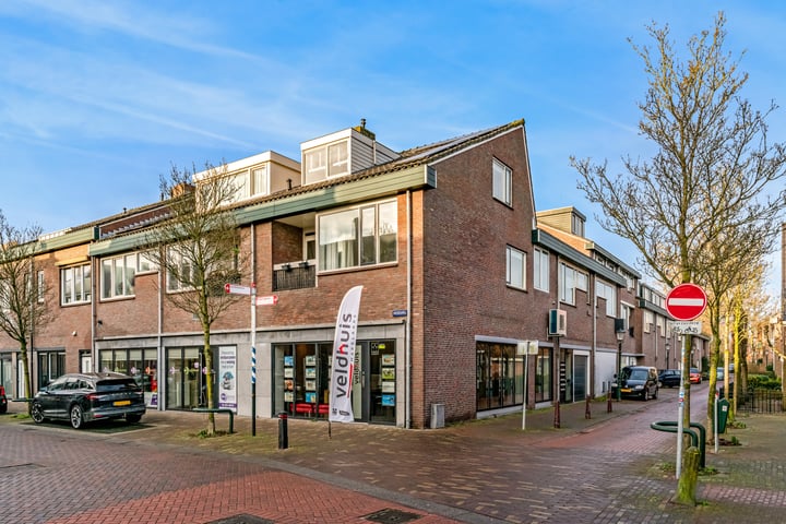 Bekijk foto van Schevelstraat 34