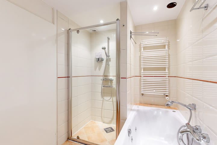 Photo 20 of Schevelstraat 34