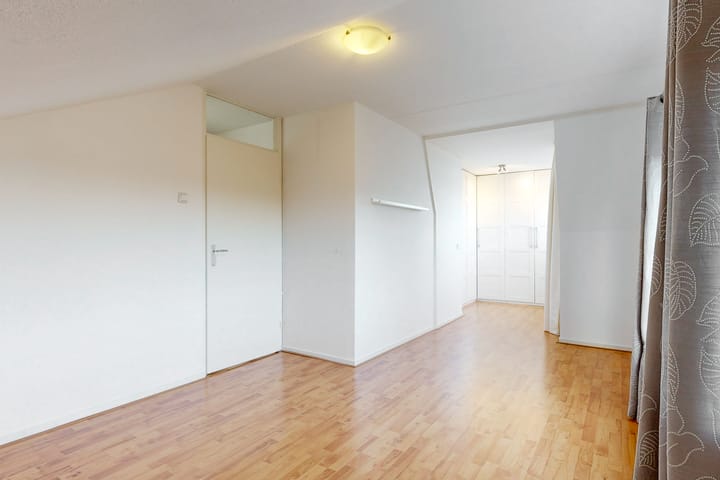 Photo 23 of Schevelstraat 34