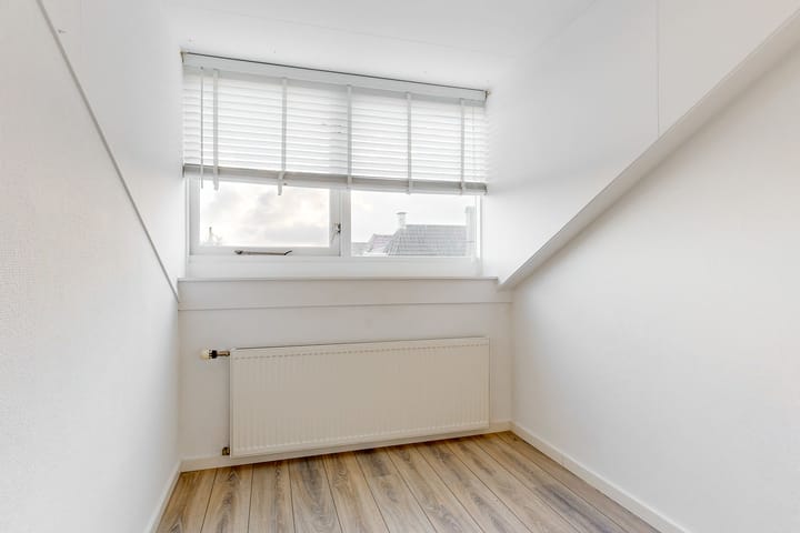 Photo 26 of Schevelstraat 34