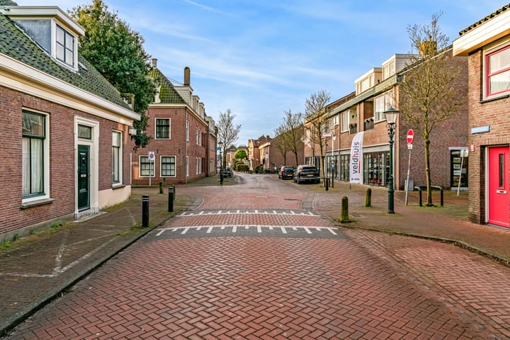 Photo 31 of Schevelstraat 34