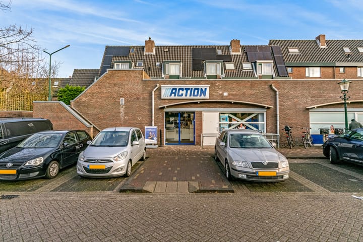 Photo 35 of Schevelstraat 34