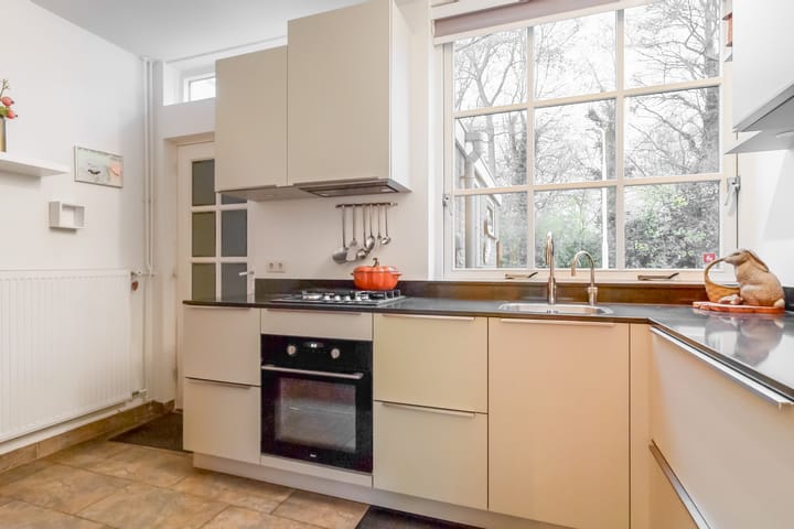 Foto 8 van Bristolroodstraat 114