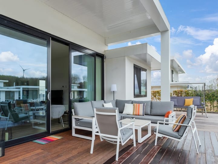 Foto 21 van Pluvierenweg 9-384