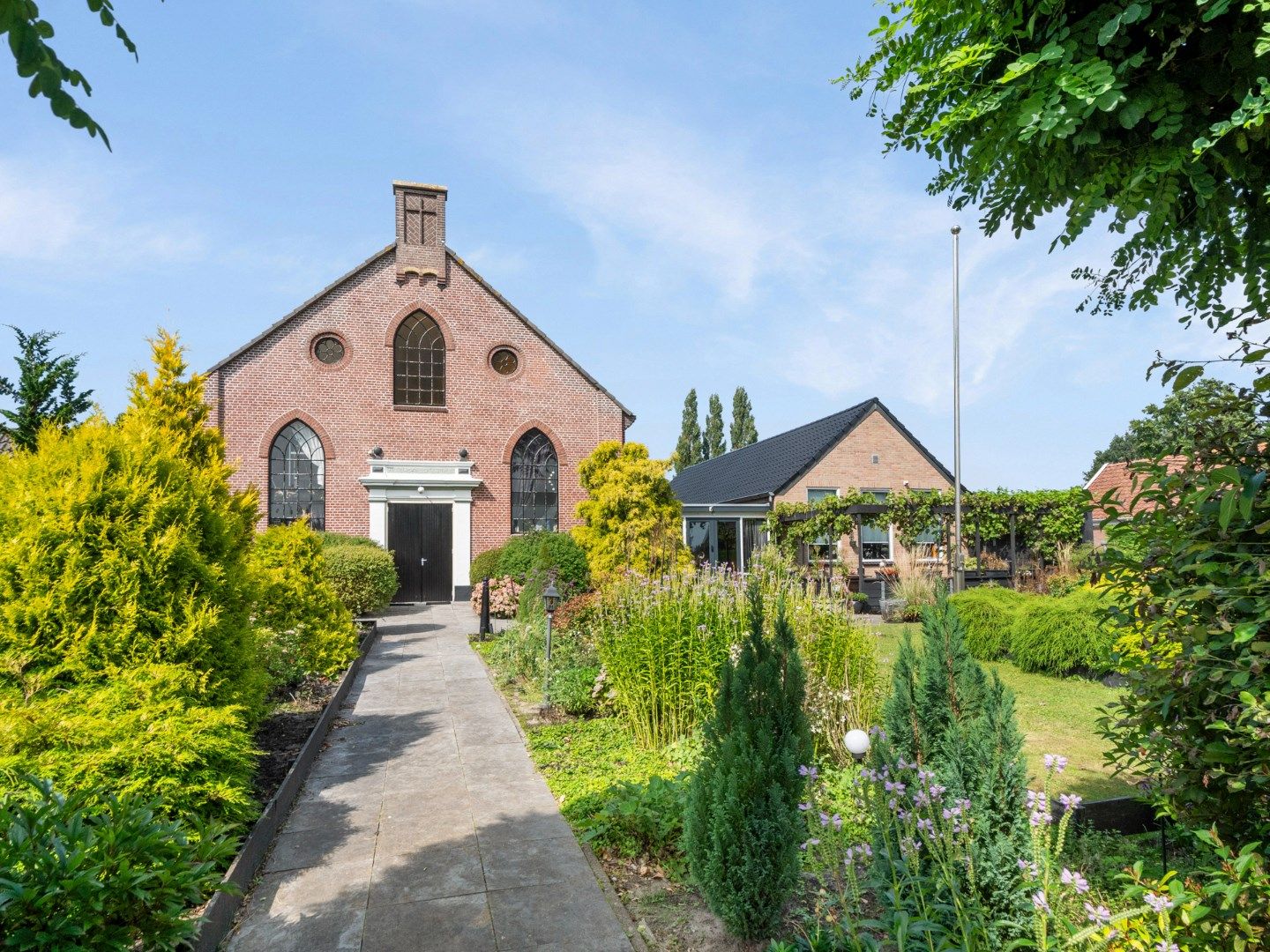 Photo 10 of Zuiderdiep 345