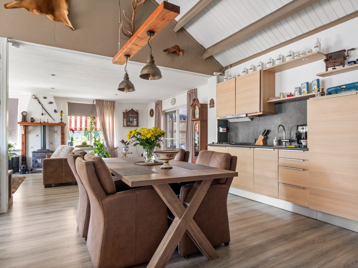 Photo 48 of Zuiderdiep 345