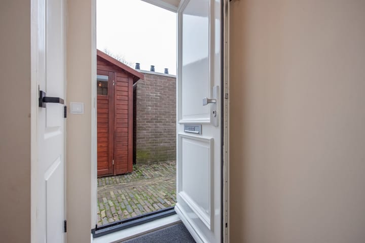 Photo 9 of Anna Beijerstraat 23
